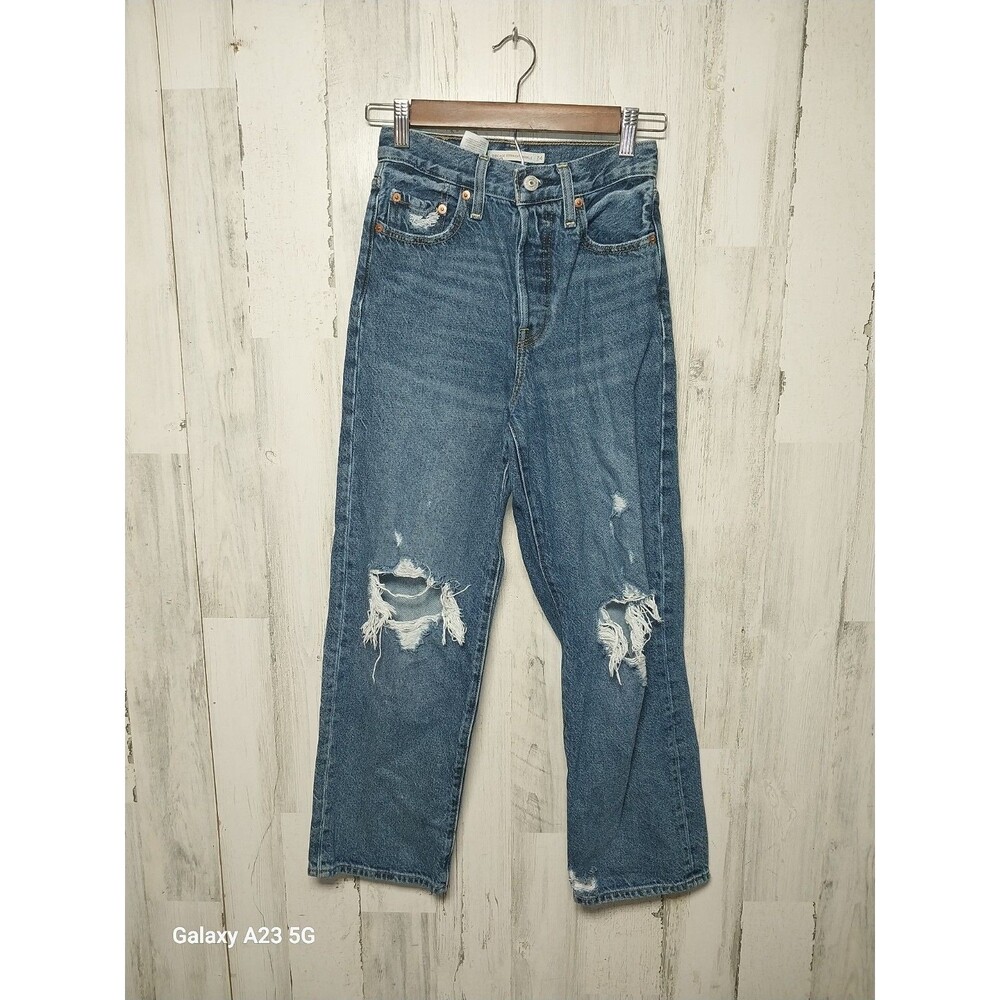 Levi's Ribcage Straight Ankle Size 24 Distressed